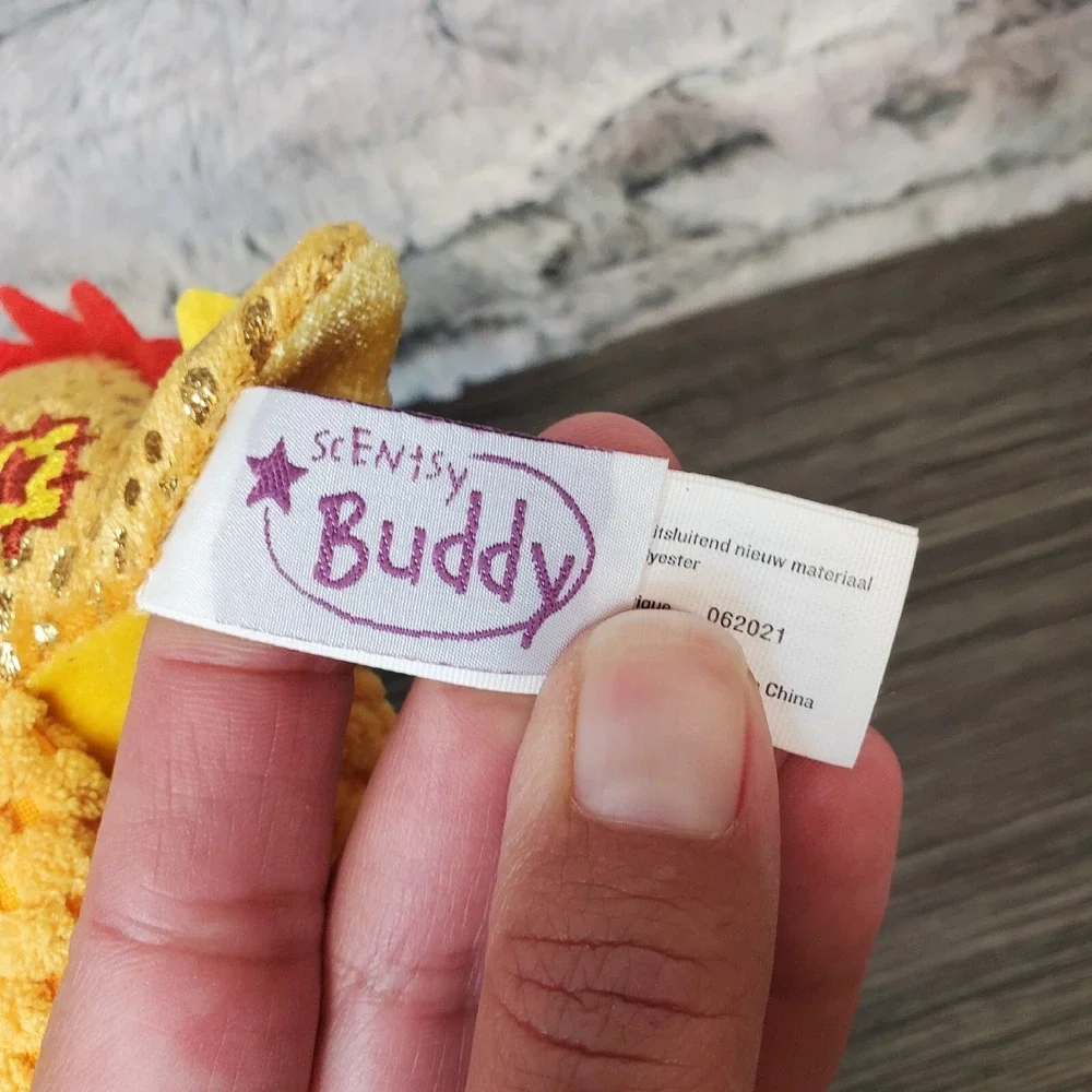 Scentsy Dinosaur Buddy Clips, Serra Stegosaurus, Scent: Tropical Tango